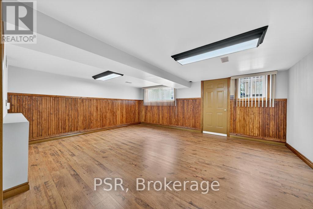 117 Sunrise Drive, Hamilton, Ontario L8K 4C5 - Photo 27 - X12537708