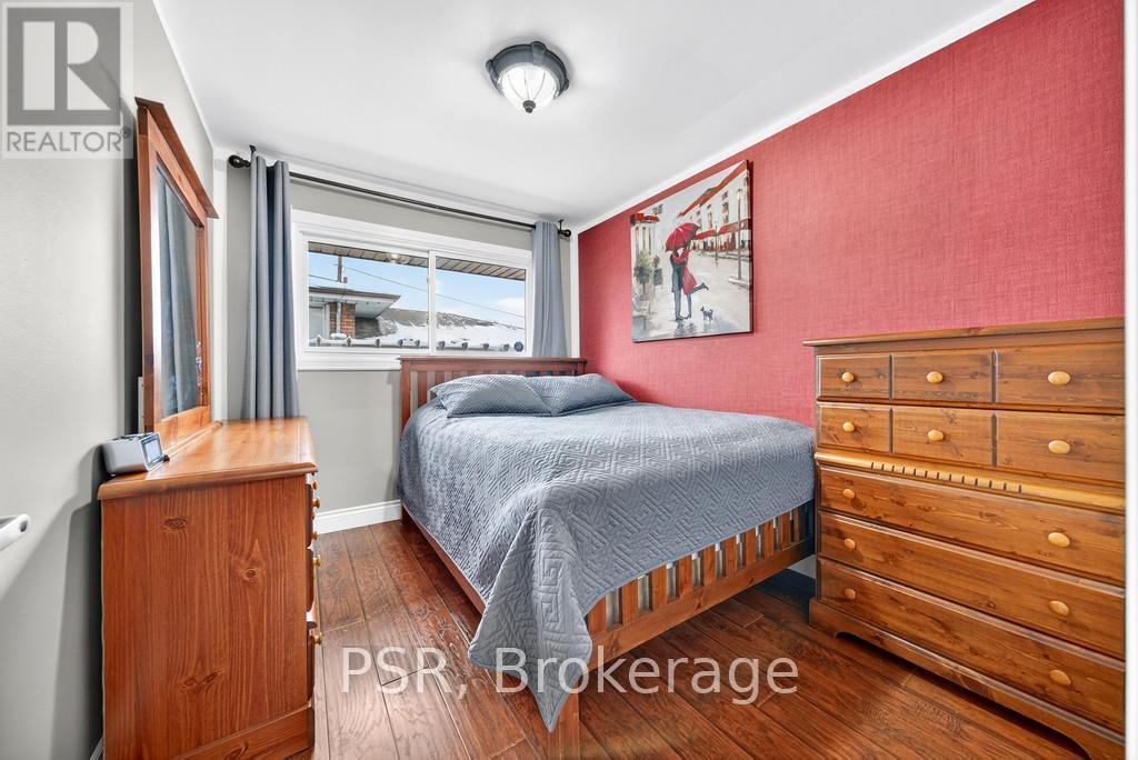 117 Sunrise Drive, Hamilton, Ontario L8K 4C5 - Photo 22 - X12537708