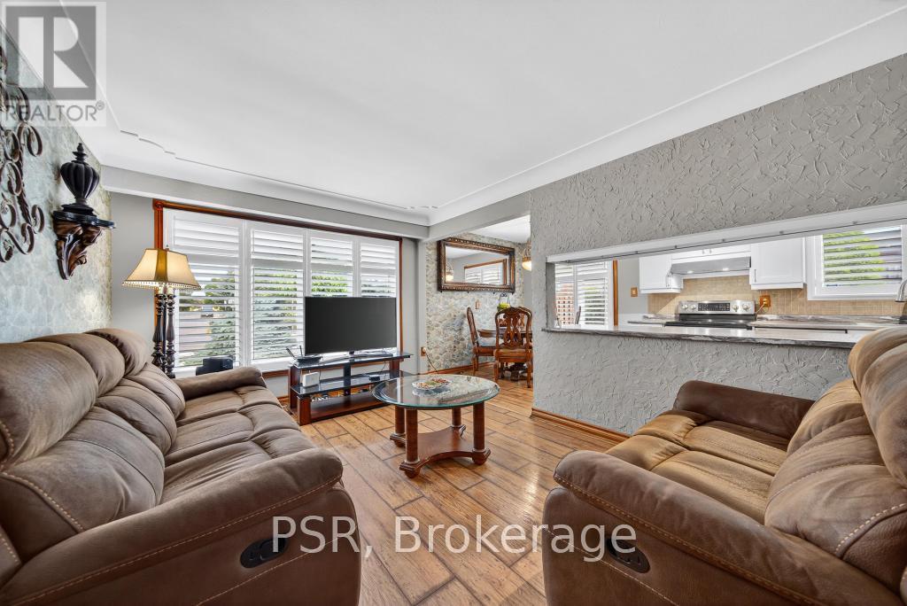 117 Sunrise Drive, Hamilton, Ontario L8K 4C5 - Photo 7 - X12537708