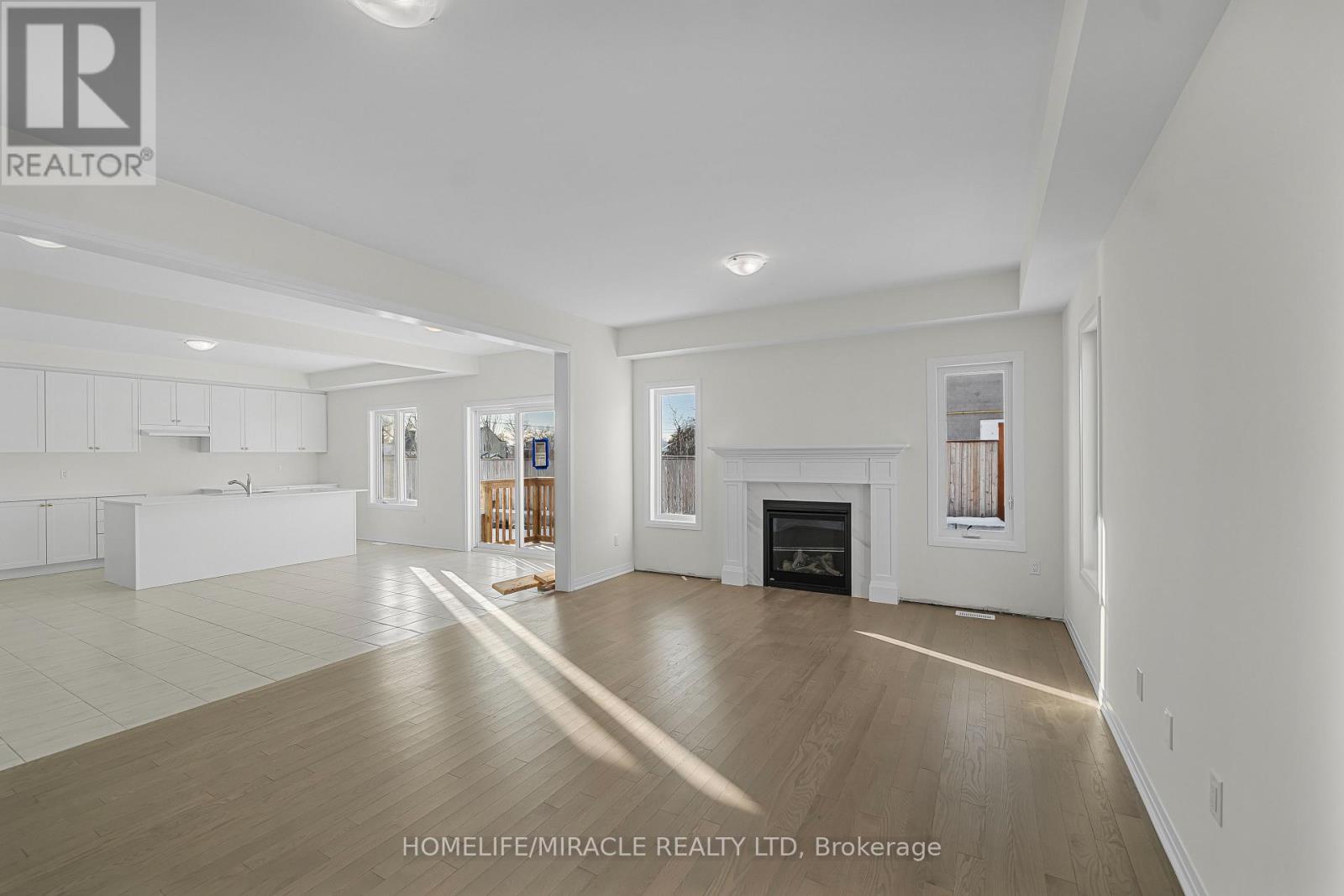 103 Windermere Boulevard, Loyalist, Ontario K0H 1G0 - Photo 16 - X12628920