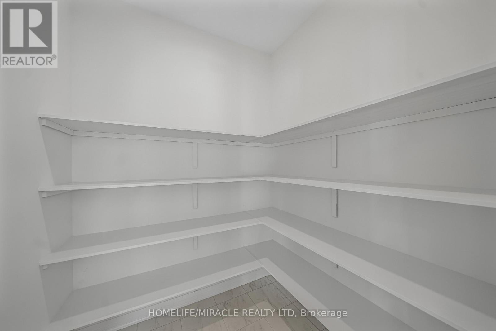 103 Windermere Boulevard, Loyalist, Ontario K0H 1G0 - Photo 24 - X12628920