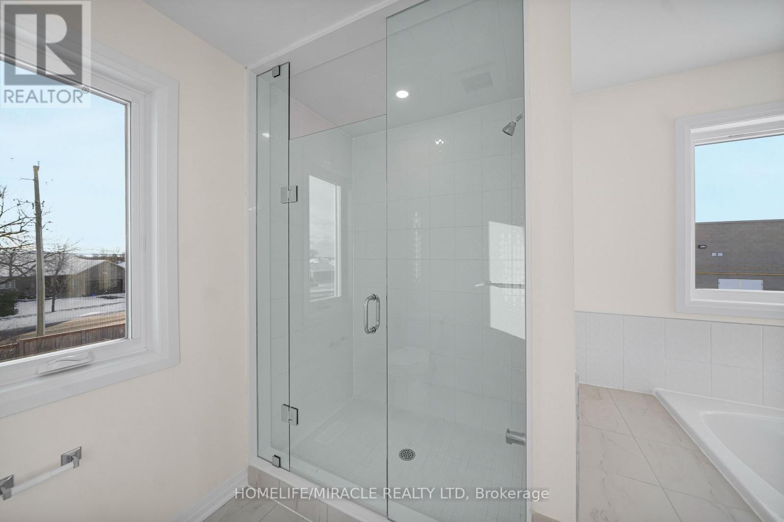 103 Windermere Boulevard, Loyalist, Ontario K0H 1G0 - Photo 30 - X12628920