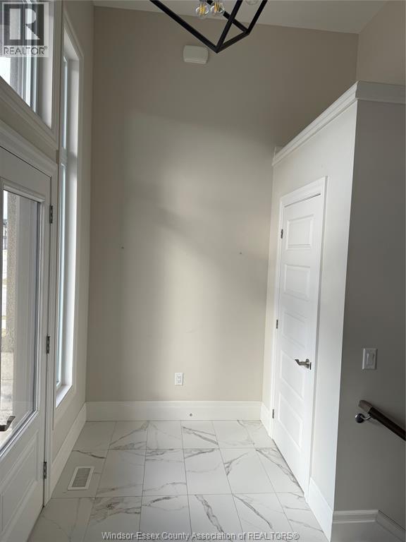 120 Reed Street, Essex, Ontario N8M 0B2 - Photo 3 - 25031636