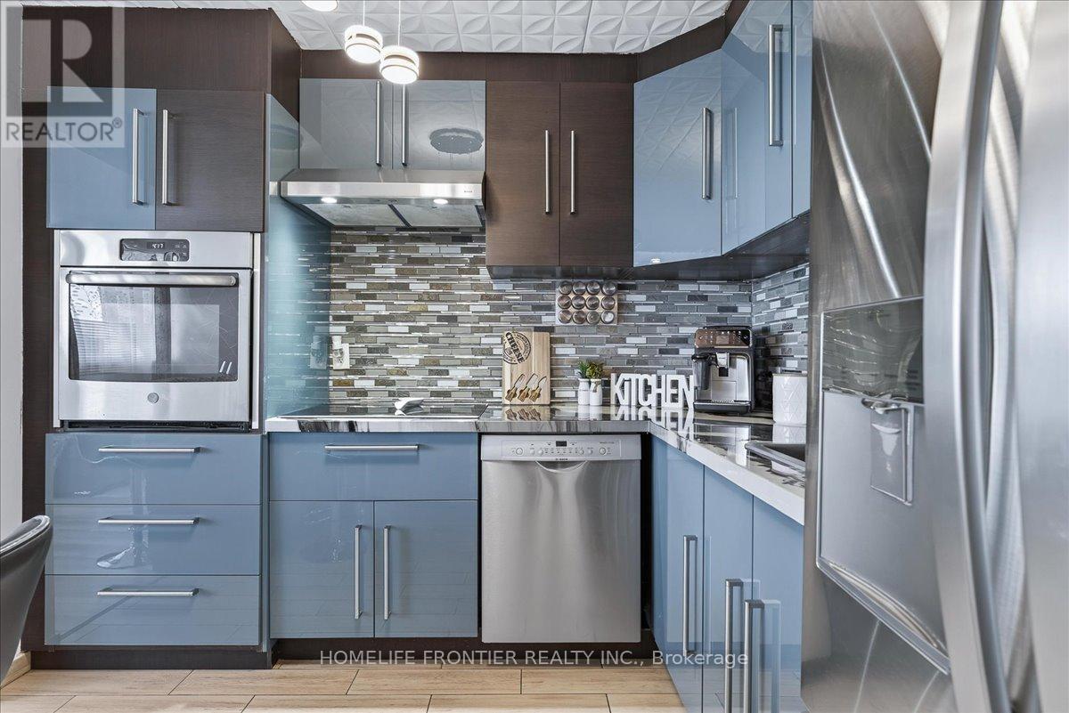 605 - 2301 Derry Road W, Mississauga, Ontario  L5N 2R4 - Photo 16 - W12630428