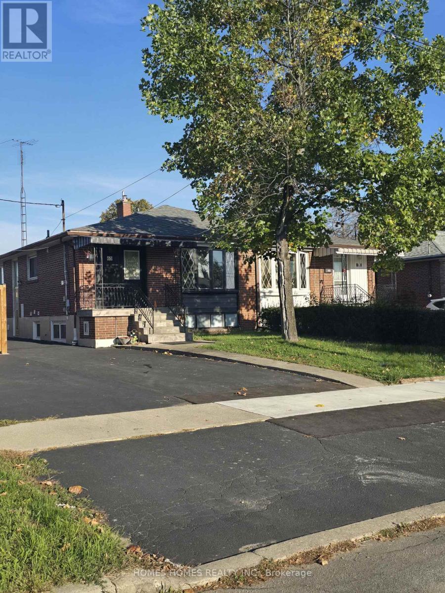 65 ELNATHAN CRESCENT, Toronto, Ontario