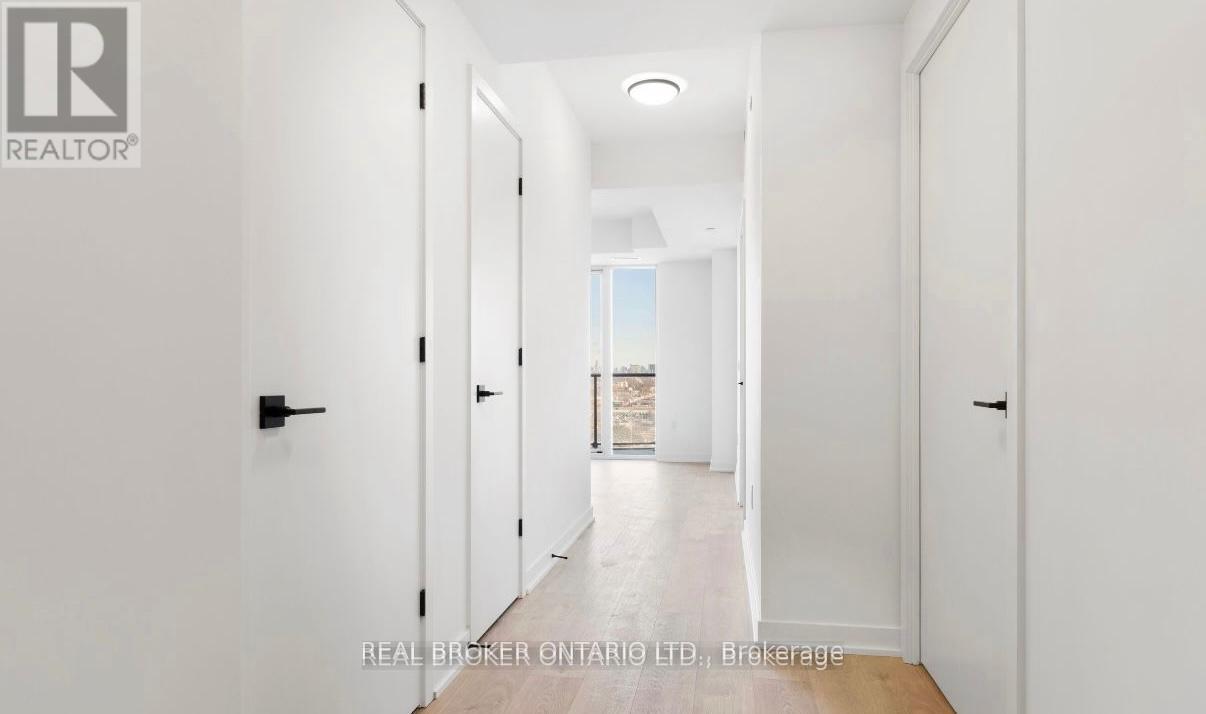 907 - 36 Zorra Street, Toronto, Ontario  M8Z 0G5 - Photo 2 - W12630478