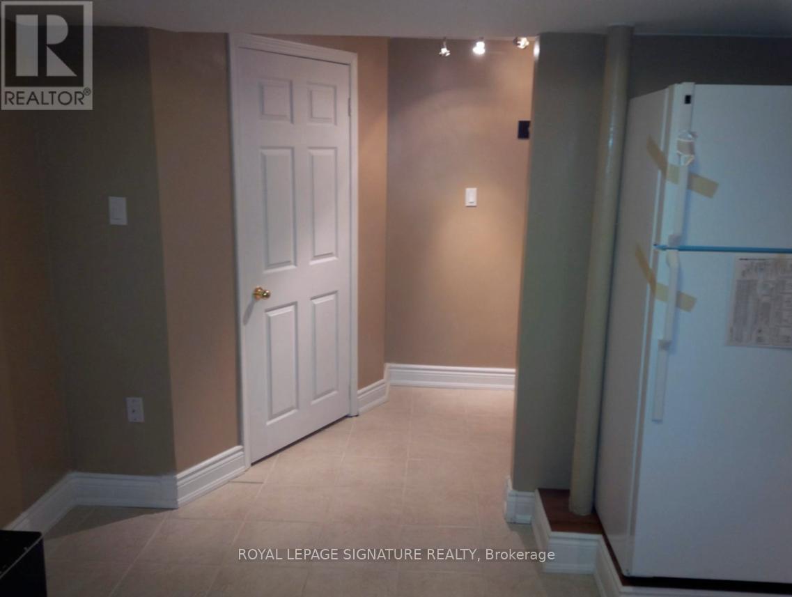 Basement - 6359 Plowmans Heath, Mississauga, Ontario  L5N 3W1 - Photo 3 - W12630496