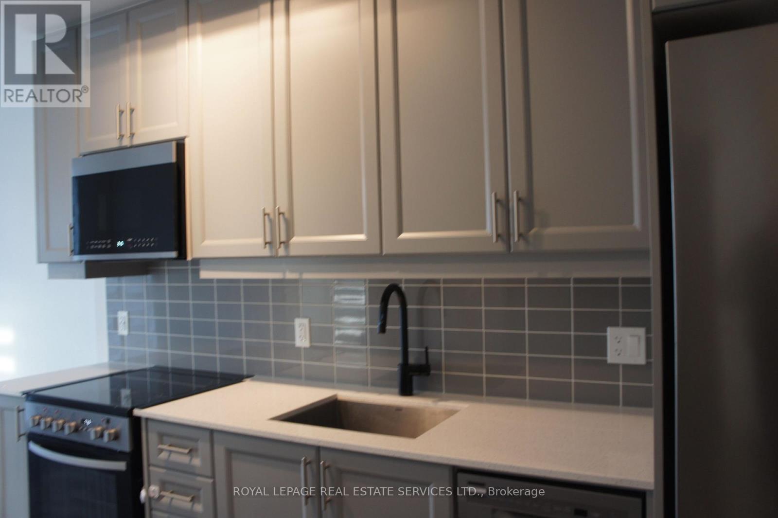 509 - 2343 Khalsa Gate, Oakville, Ontario  L6M 5R6 - Photo 6 - W12630508