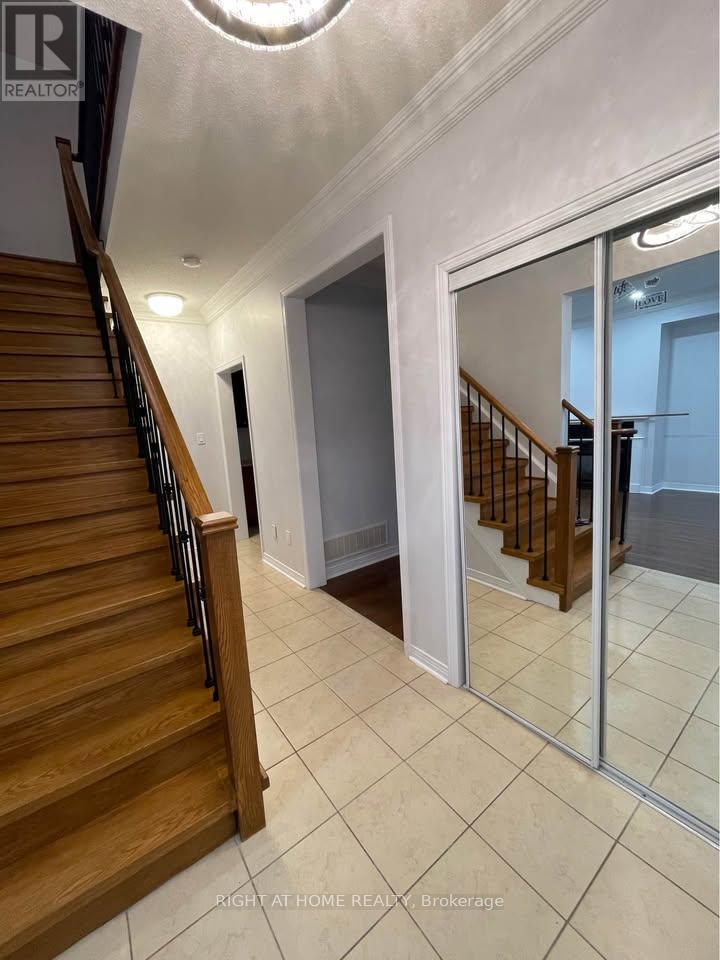 4200 Rawlins Common, Burlington, Ontario  L7M 0B5 - Photo 5 - W12630514