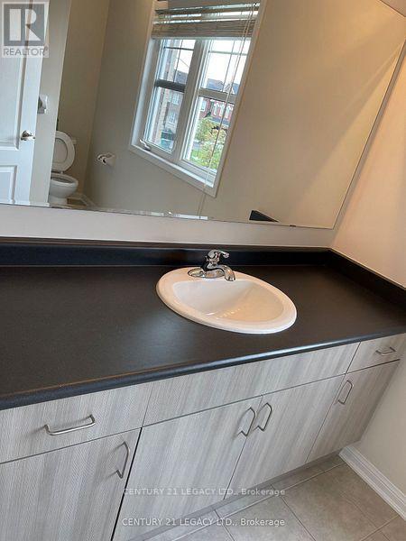 4 Caliper Road S, Brampton, Ontario  L6P 3P8 - Photo 12 - W12630516