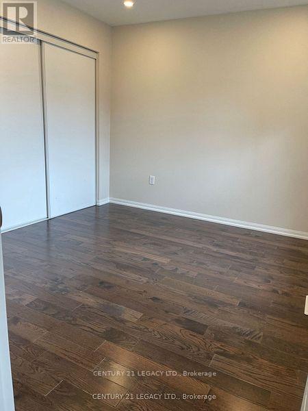 4 Caliper Road S, Brampton, Ontario  L6P 3P8 - Photo 13 - W12630516