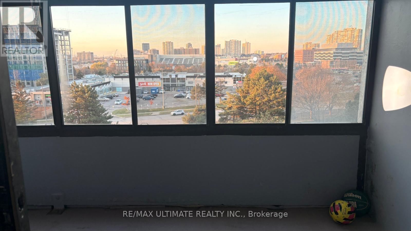 710 - 15 Kensington Road, Brampton, Ontario  L6T 3W2 - Photo 24 - W12630542