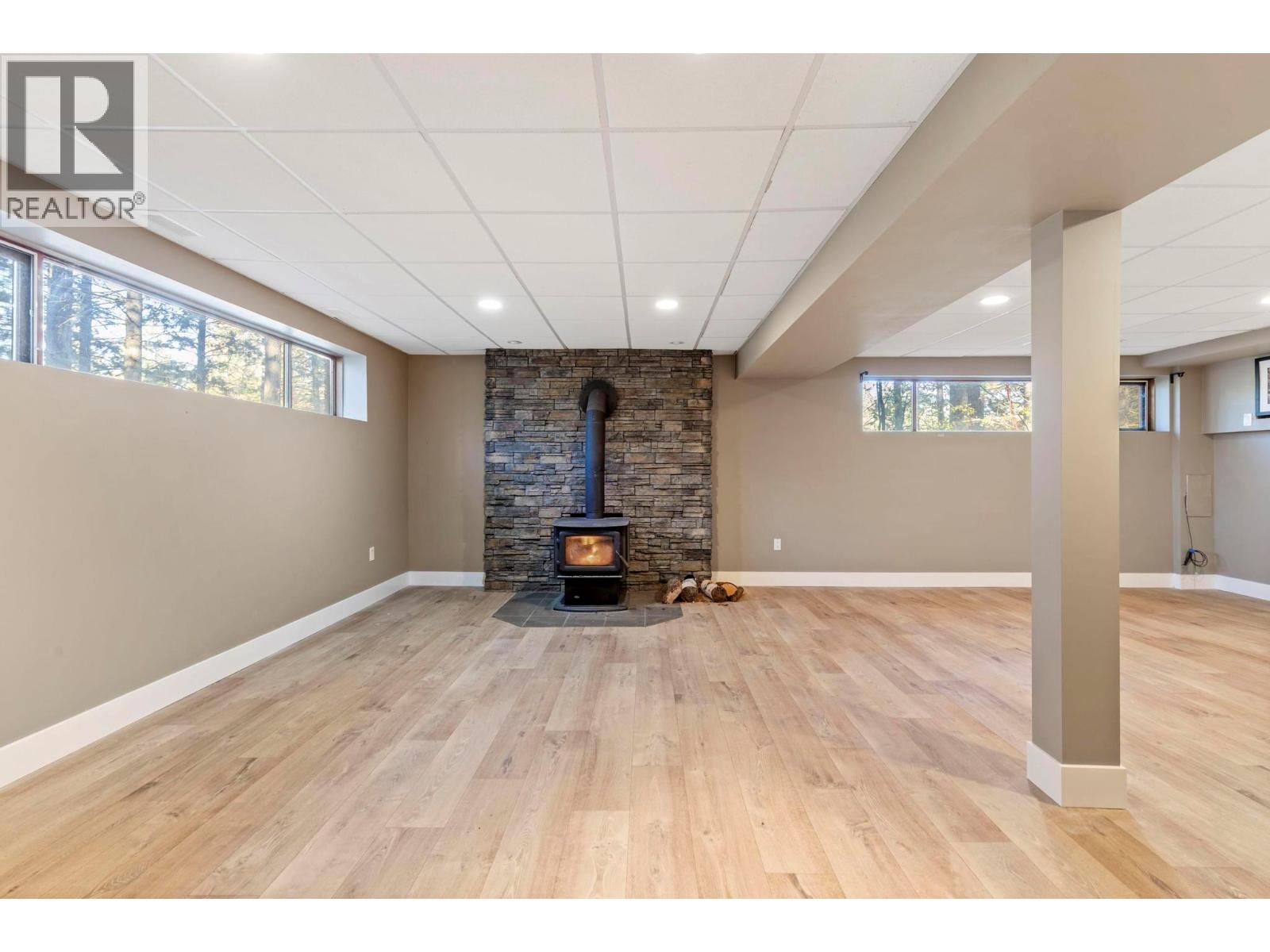 4019 Miller Road, Kelowna, British Columbia  V1W 4C7 - Photo 22 - 10371050