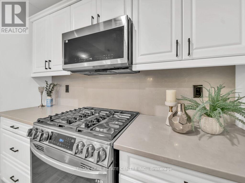 3 Ludolph St Street, Kitchener, Ontario  N2R 1P6 - Photo 13 - X12630458