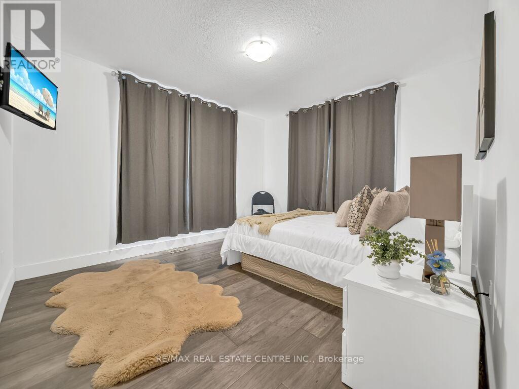 3 Ludolph St Street, Kitchener, Ontario  N2R 1P6 - Photo 28 - X12630458