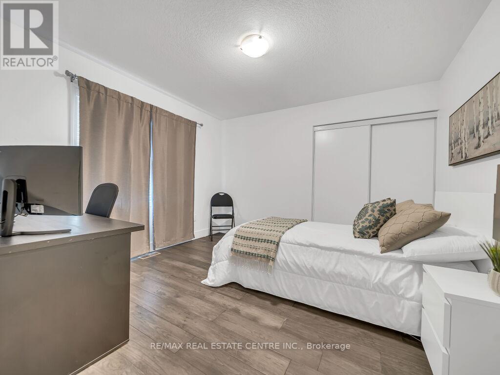 3 Ludolph St Street, Kitchener, Ontario  N2R 1P6 - Photo 30 - X12630458