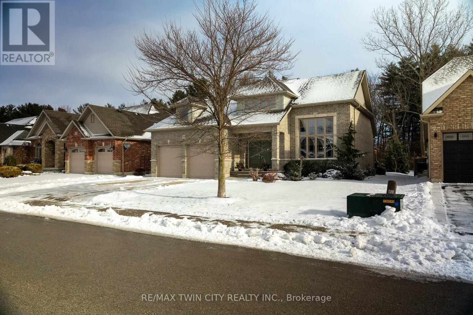 72 NEWPORT LANE, Norfolk, Ontario