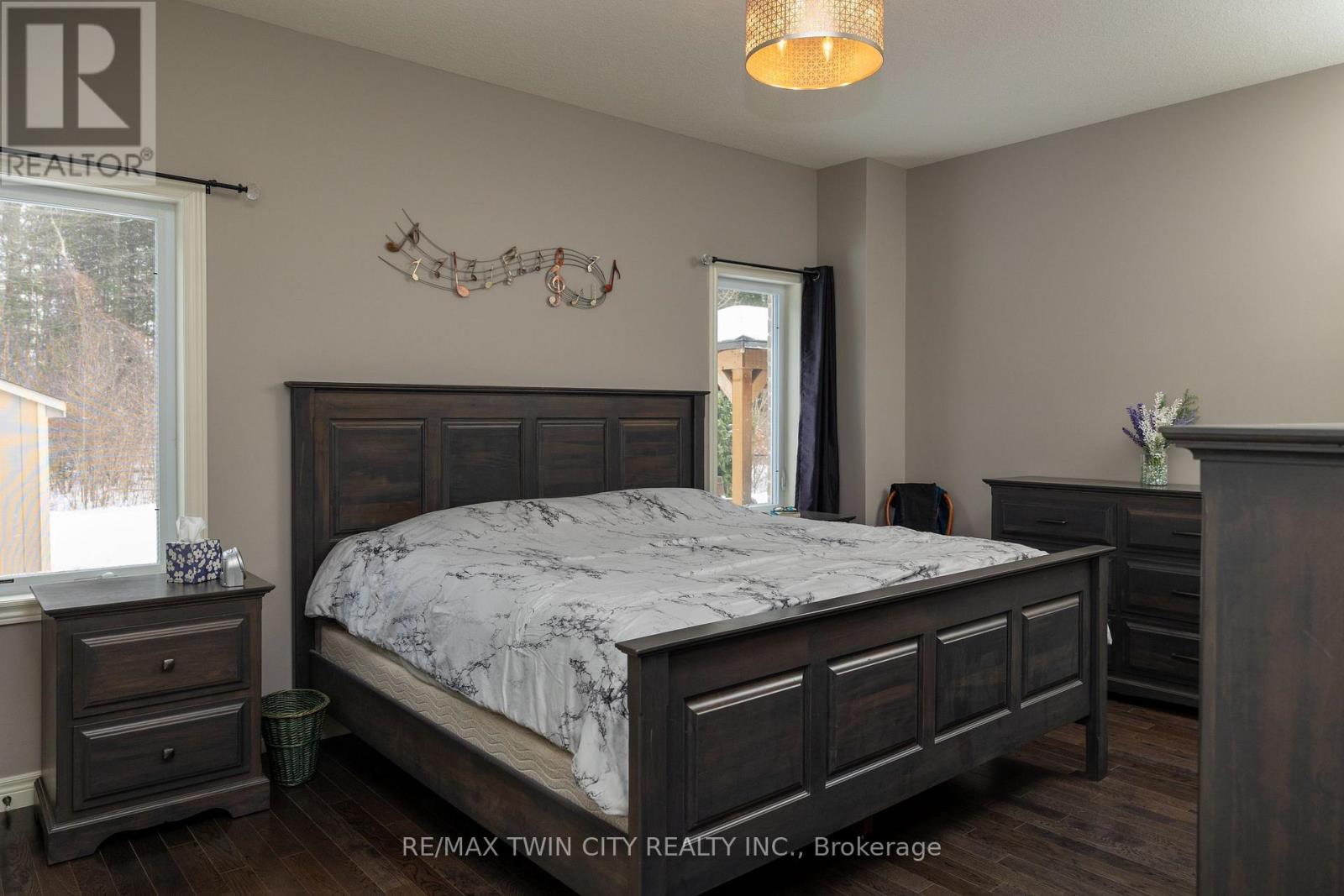 72 Newport Lane, Norfolk, Ontario  N0A 1N7 - Photo 18 - X12630502