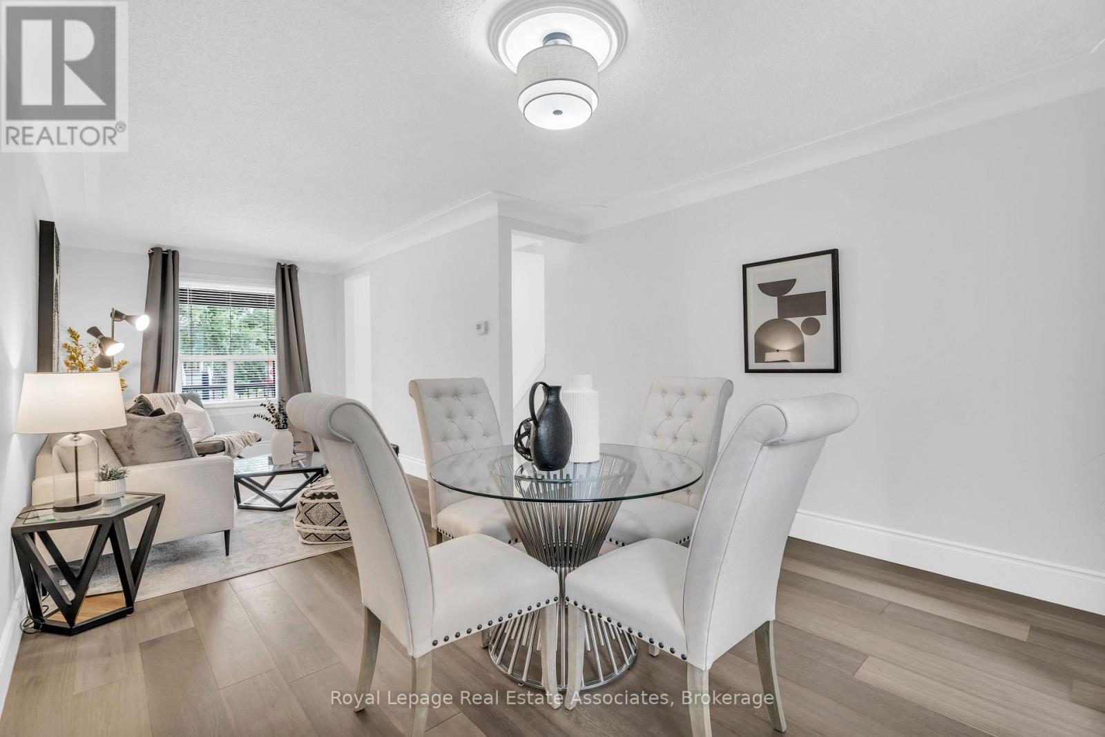 10 Gordon Street, Hamilton, Ontario  L8L 3H2 - Photo 12 - X12630512