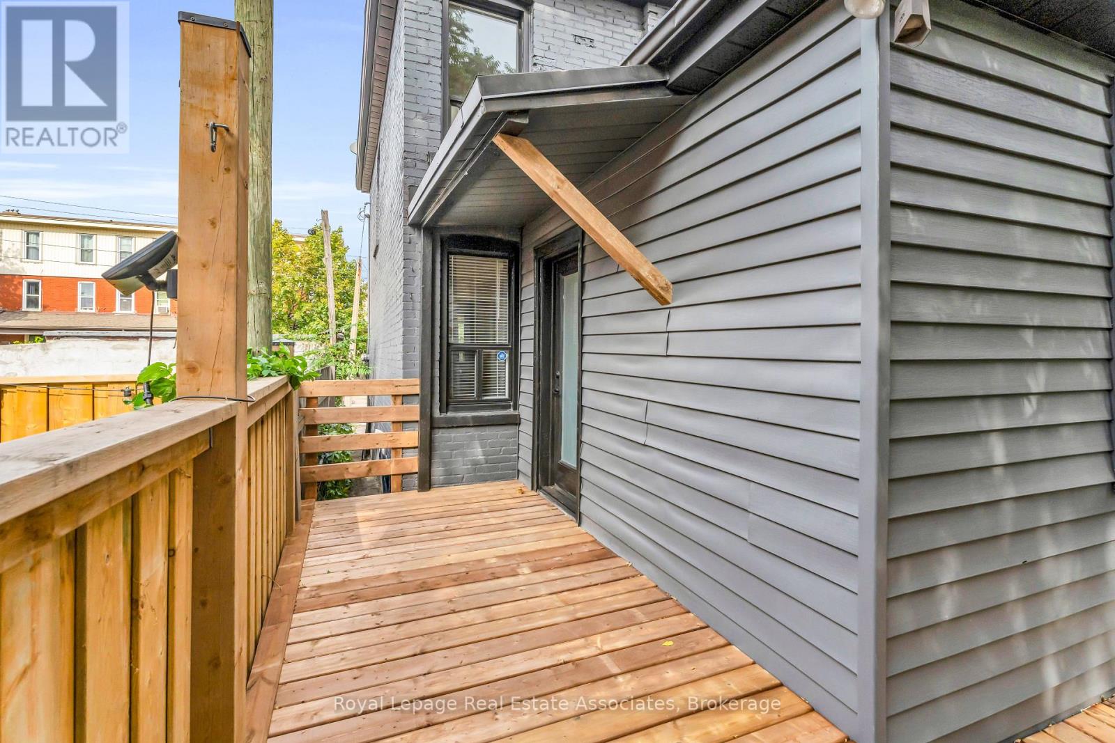 10 Gordon Street, Hamilton, Ontario  L8L 3H2 - Photo 27 - X12630512