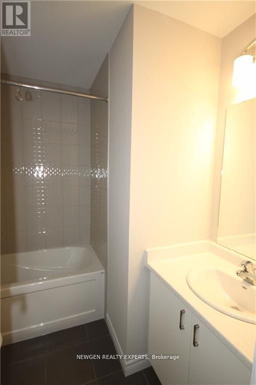 3 Pim Lane, Hamilton, Ontario  L9K 0K1 - Photo 11 - X12630536