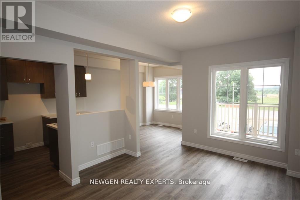 3 Pim Lane, Hamilton, Ontario  L9K 0K1 - Photo 4 - X12630536