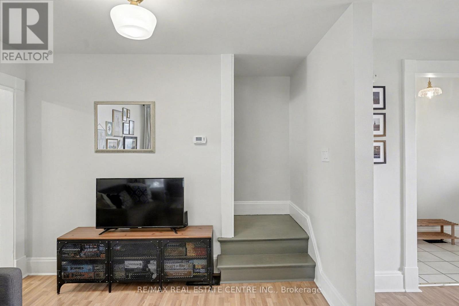 60 Rife Avenue, Cambridge, Ontario  N3C 2G7 - Photo 13 - X12630540