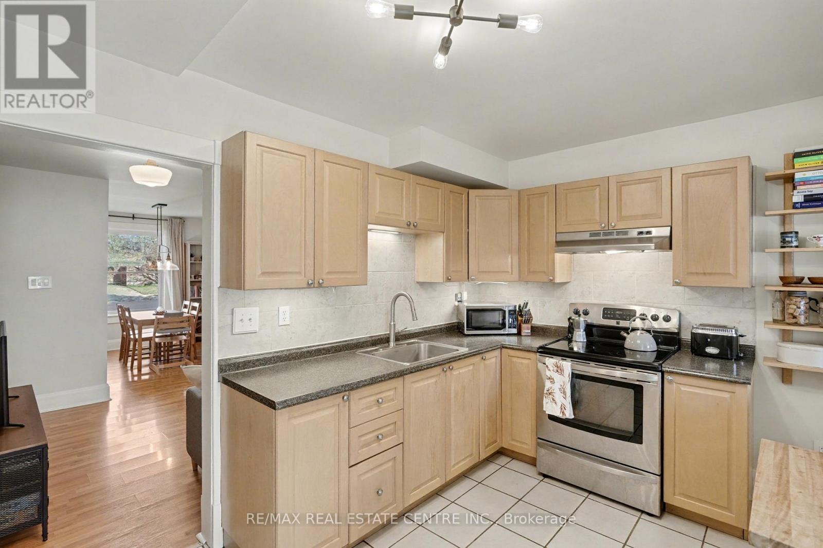 60 Rife Avenue, Cambridge, Ontario  N3C 2G7 - Photo 19 - X12630540