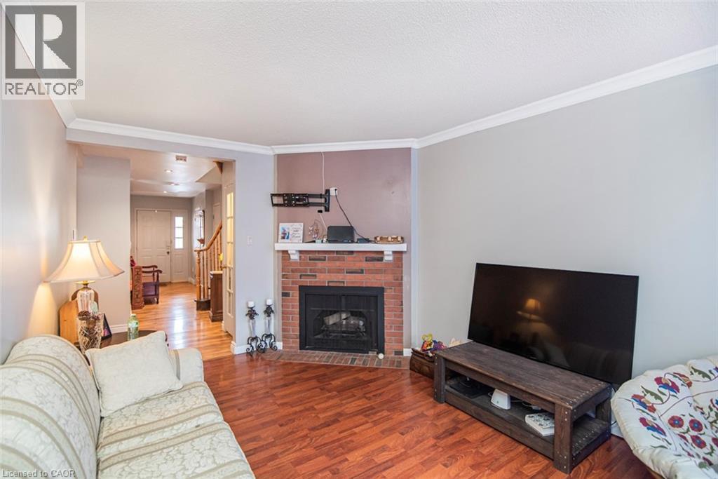 28 Perthshire Court, Hamilton, Ontario  L9B 2H1 - Photo 10 - 40792291