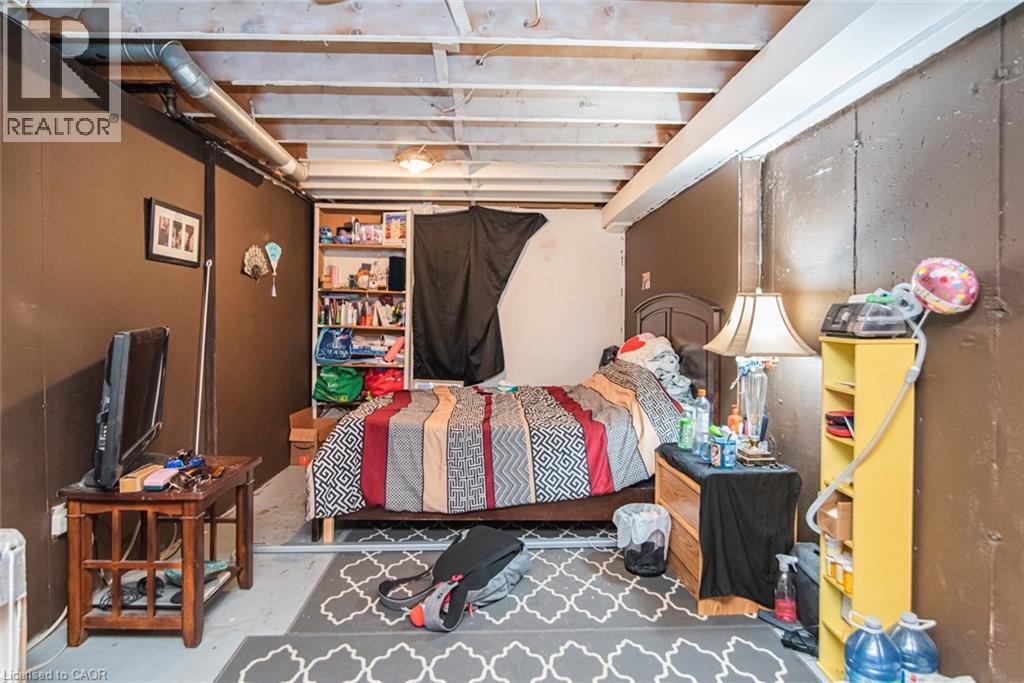 28 Perthshire Court, Hamilton, Ontario  L9B 2H1 - Photo 36 - 40792291