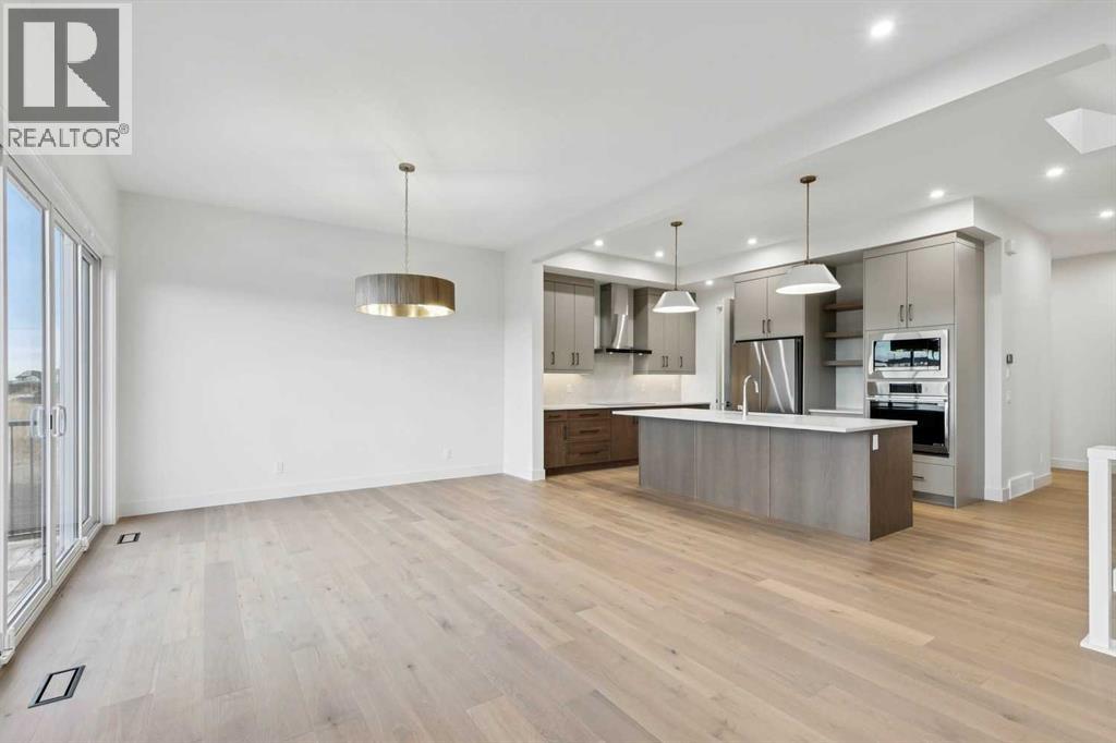 148 Marina Grove, Calgary, Alberta T3M 3S9 - Photo 8 - A2272153