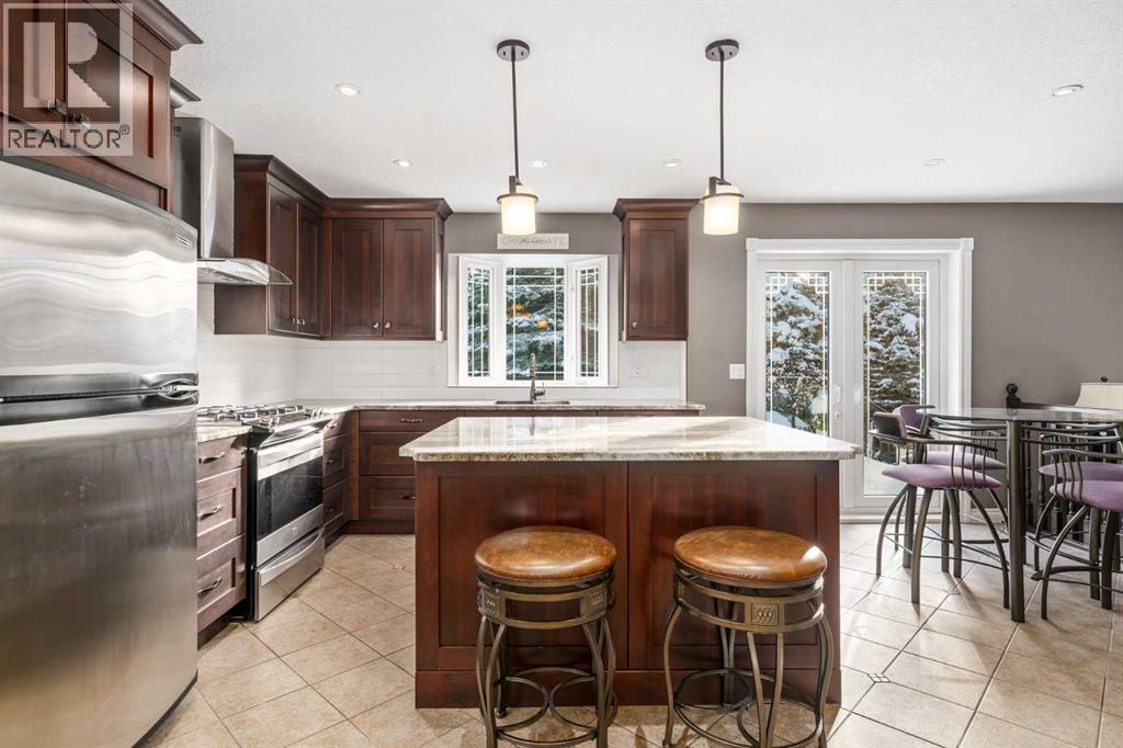 215 Edgemont Place Nw, Calgary, Alberta  T3A 2K1 - Photo 12 - A2273438