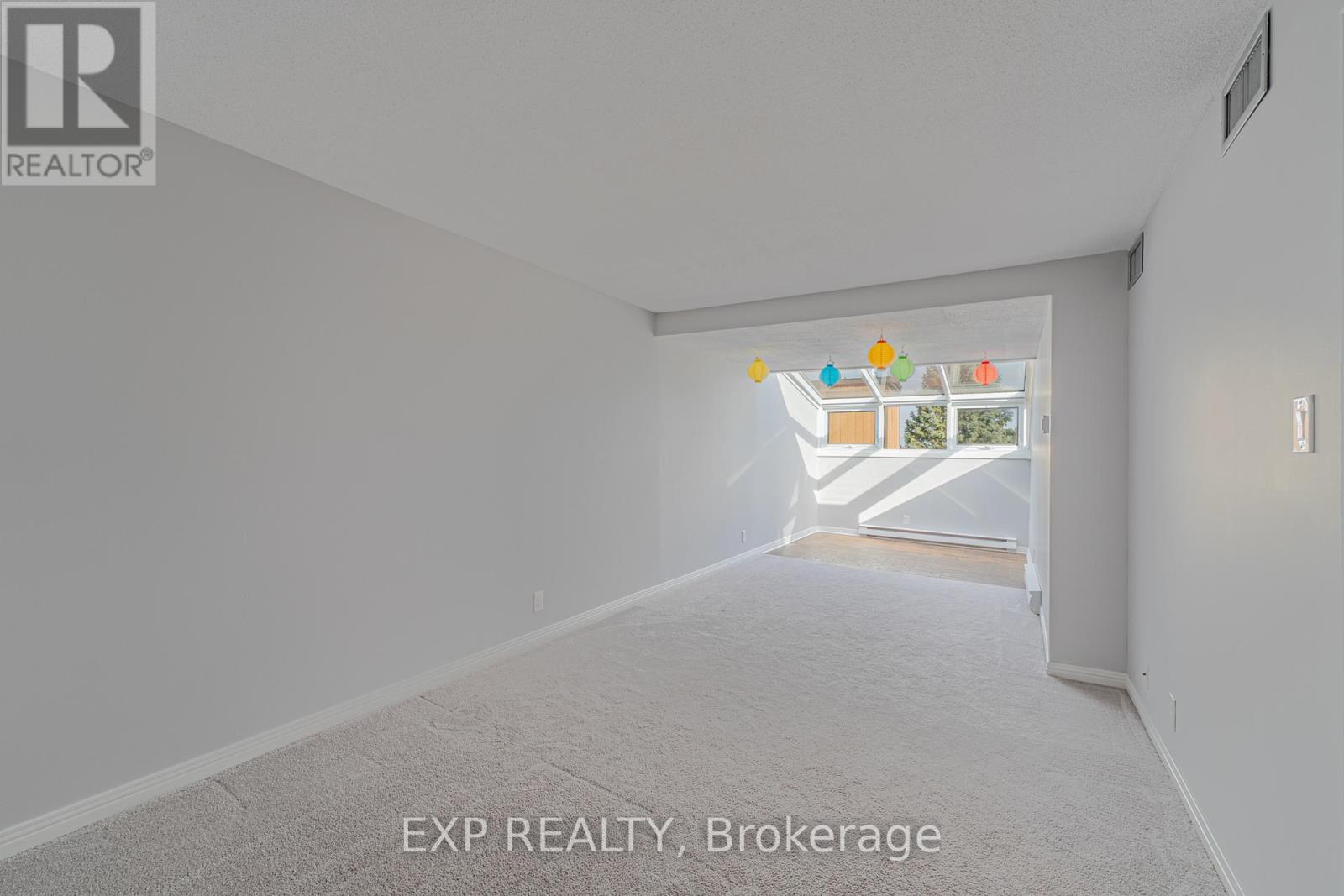 208 Stratas Court, Ottawa, Ontario  K2L 3K5 - Photo 34 - X12630576