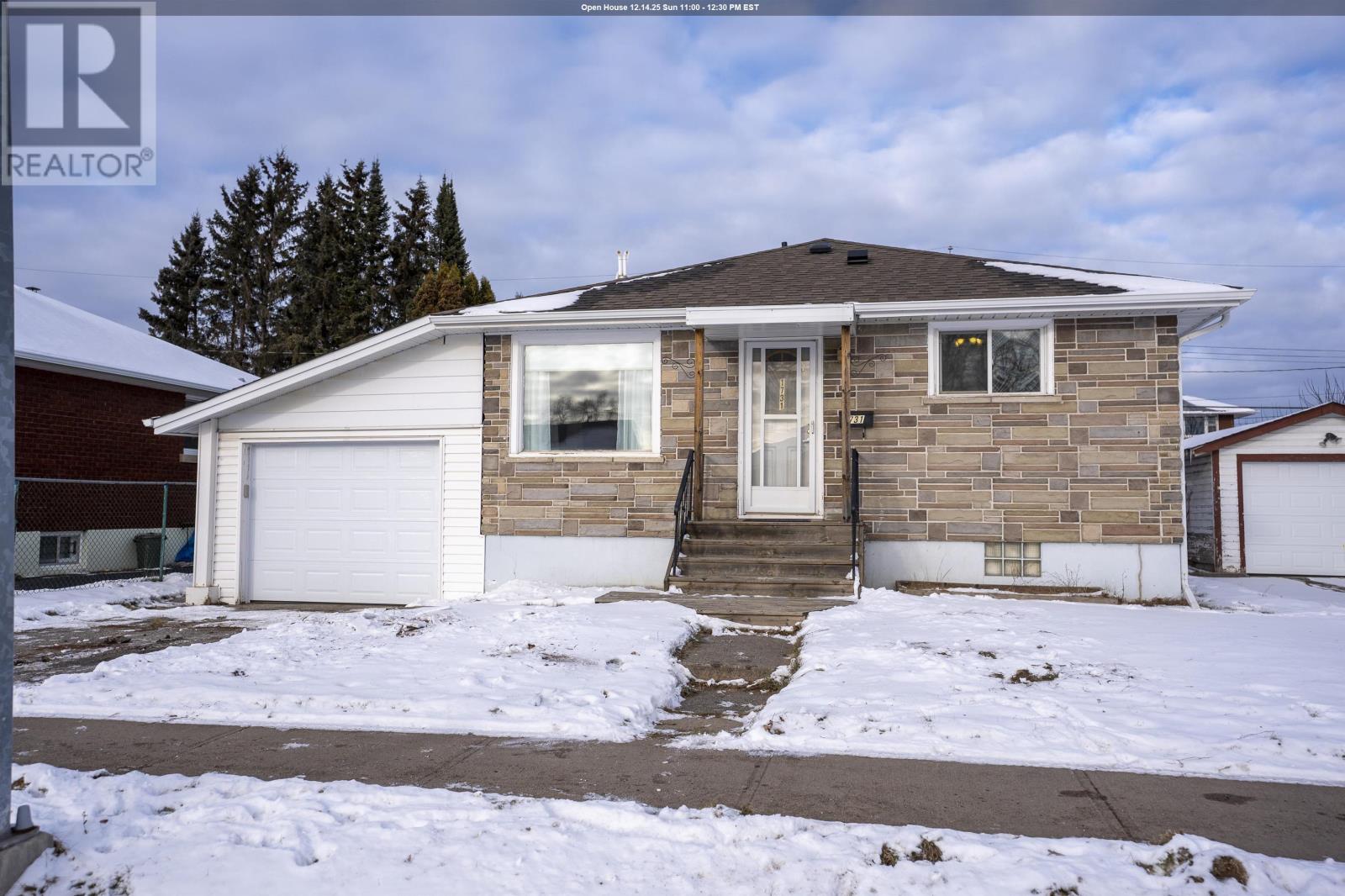 1731 Rankin ST, Thunder Bay, Ontario