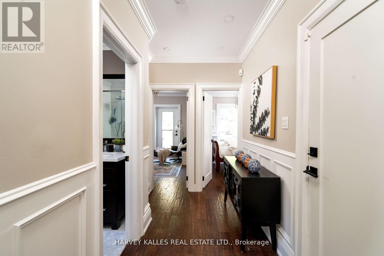 39 Standish Avenue, Toronto, Ontario  M4W 3B2 - Photo 16 - C12468701