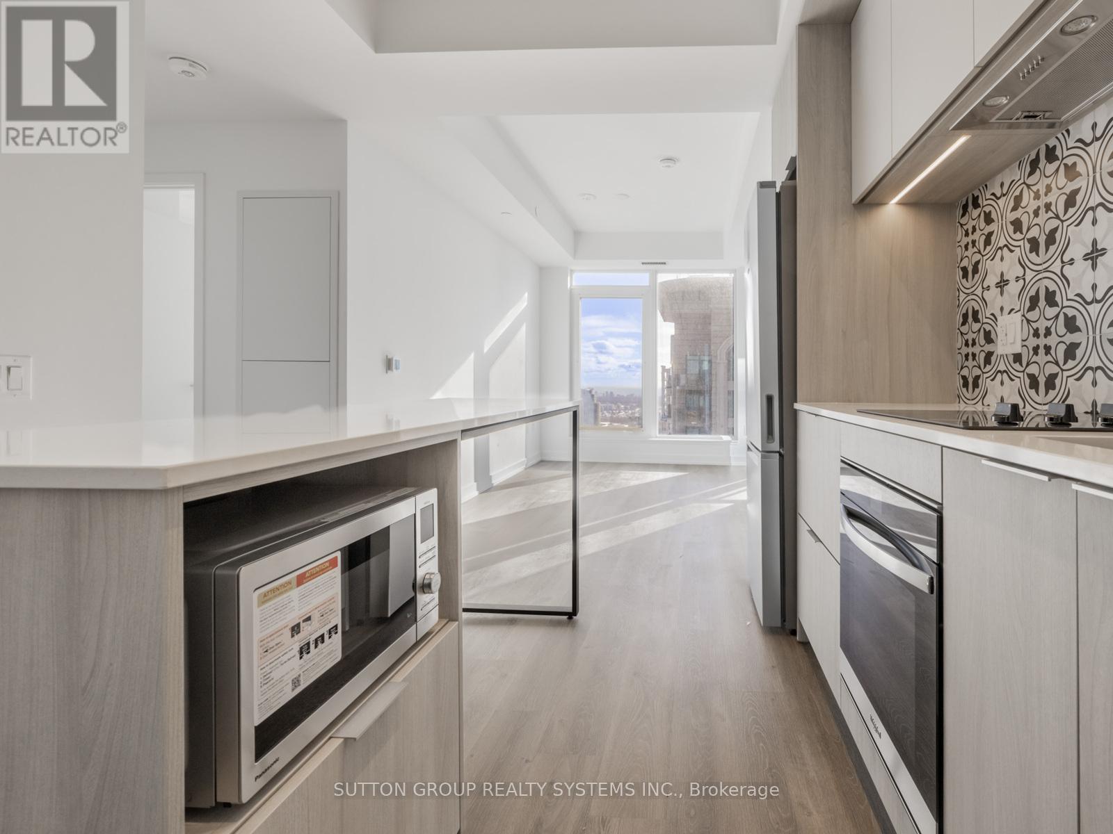 3505 - 395 Square One Drive, Mississauga, Ontario  L5B 0P6 - Photo 7 - W12629562