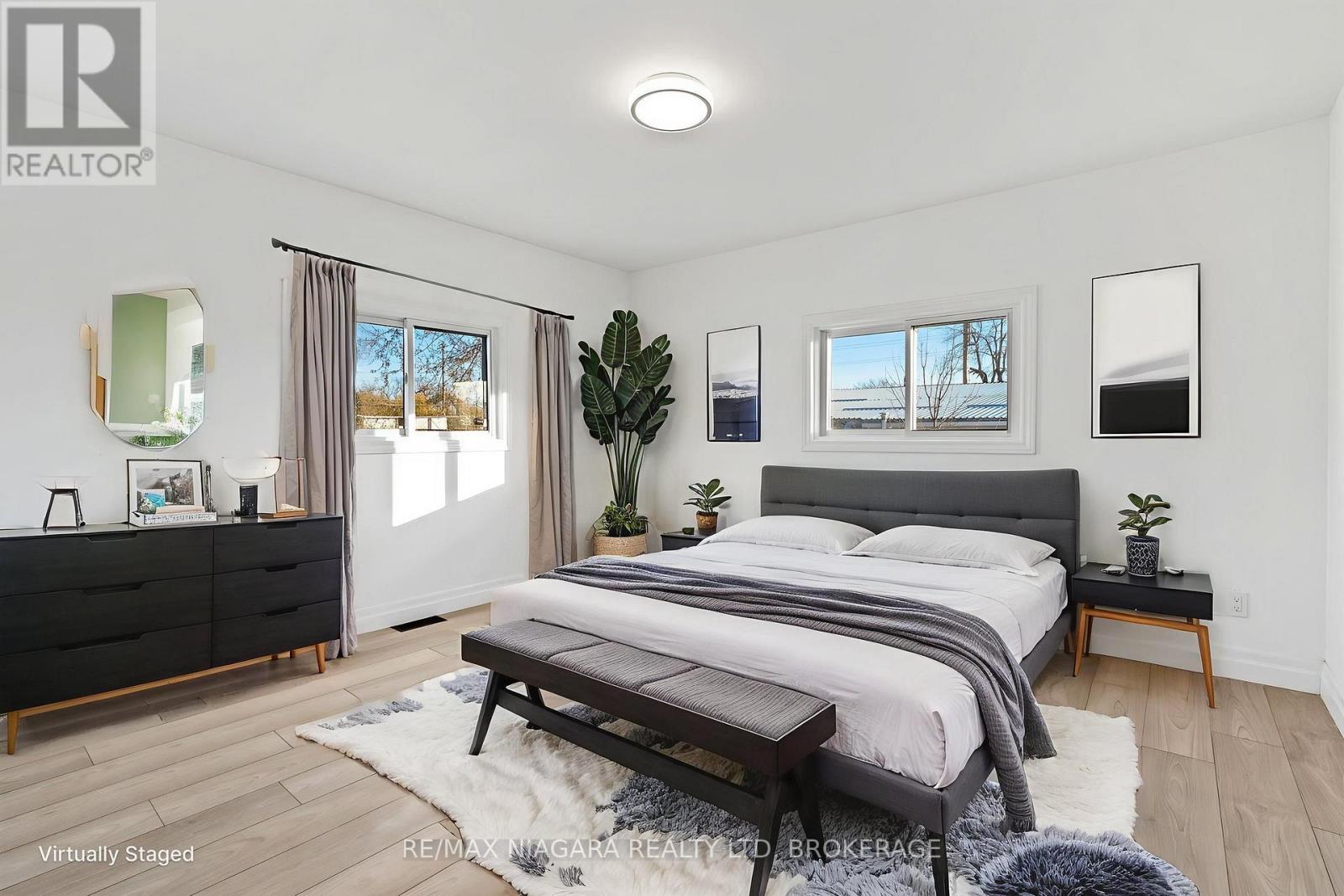 396 Fairview Road, Fort Erie (Crescent Park), Ontario  L2A 4S2 - Photo 30 - X12630590