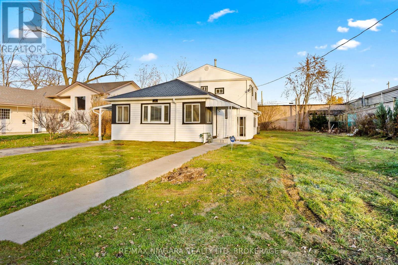 396 Fairview Road, Fort Erie (Crescent Park), Ontario  L2A 4S2 - Photo 33 - X12630590