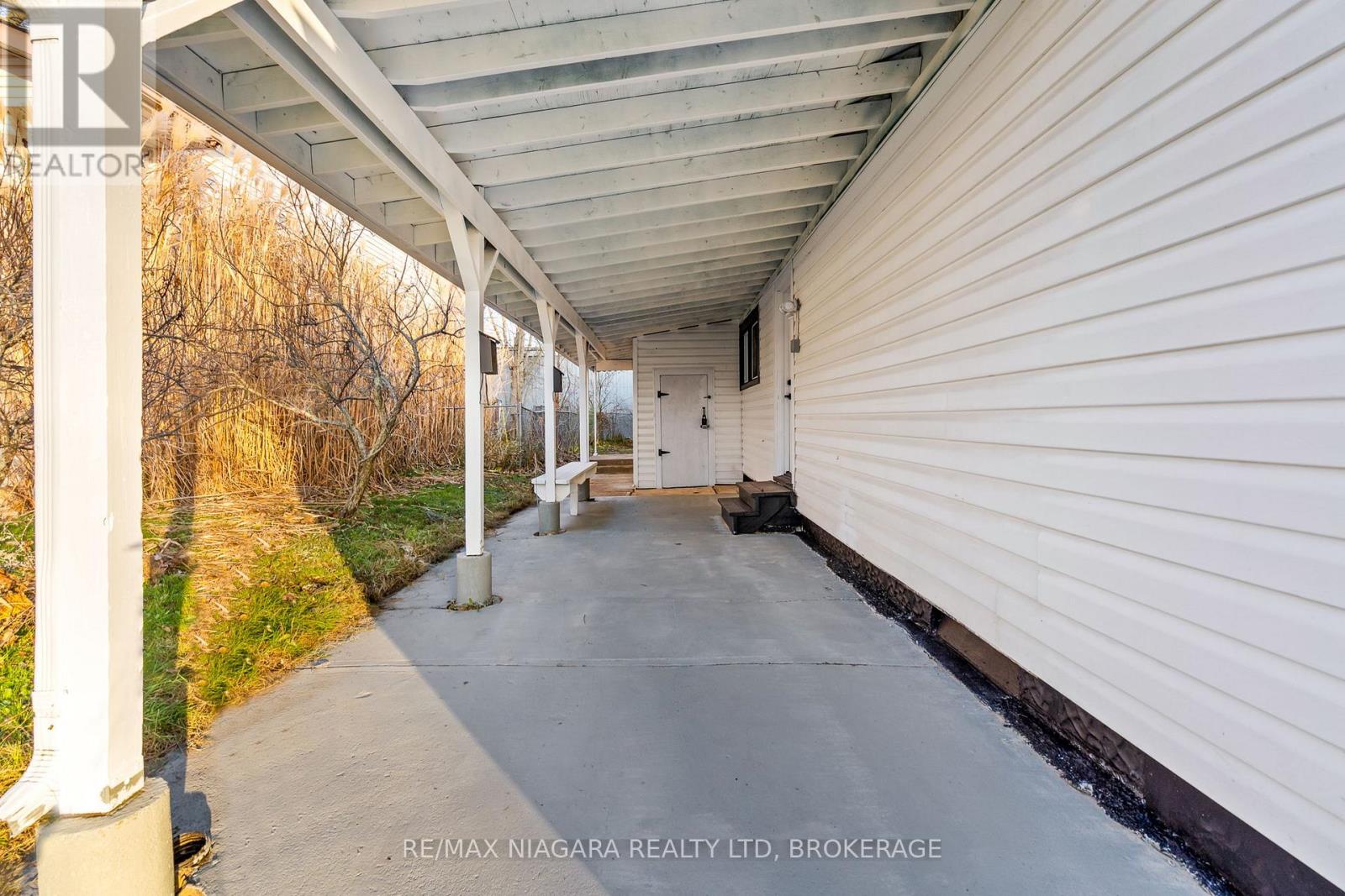 396 Fairview Road, Fort Erie (Crescent Park), Ontario  L2A 4S2 - Photo 37 - X12630590