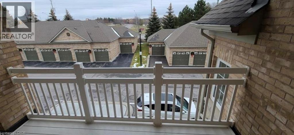 520 Silken Lauamnn Drive, Newmarket, Ontario  L3X 2S7 - Photo 11 - 40793753