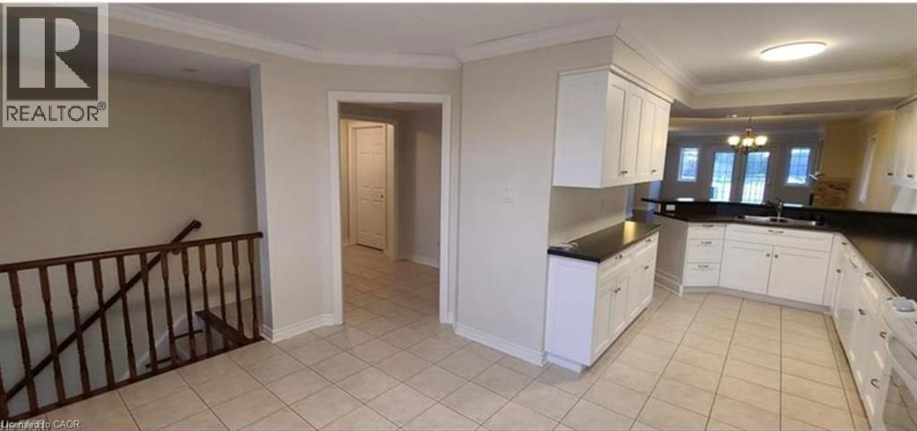 520 Silken Lauamnn Drive, Newmarket, Ontario  L3X 2S7 - Photo 16 - 40793753