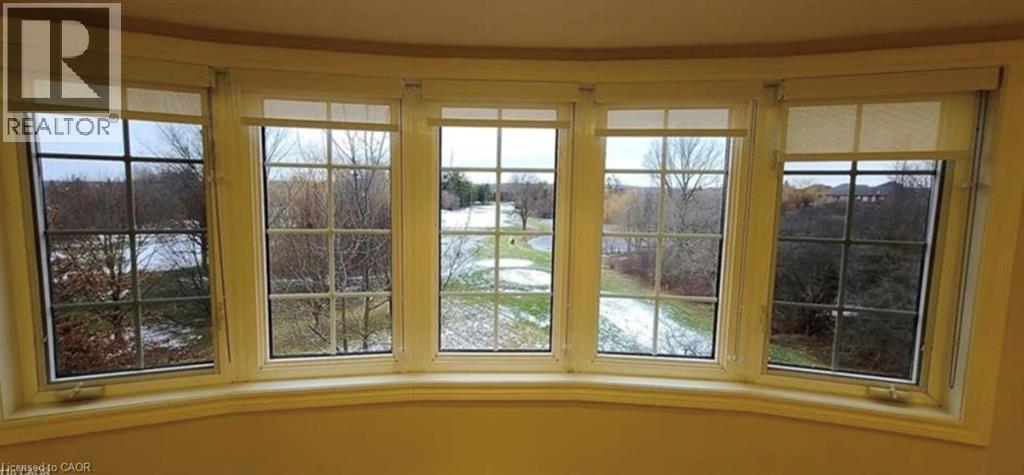 520 Silken Lauamnn Drive, Newmarket, Ontario  L3X 2S7 - Photo 7 - 40793753