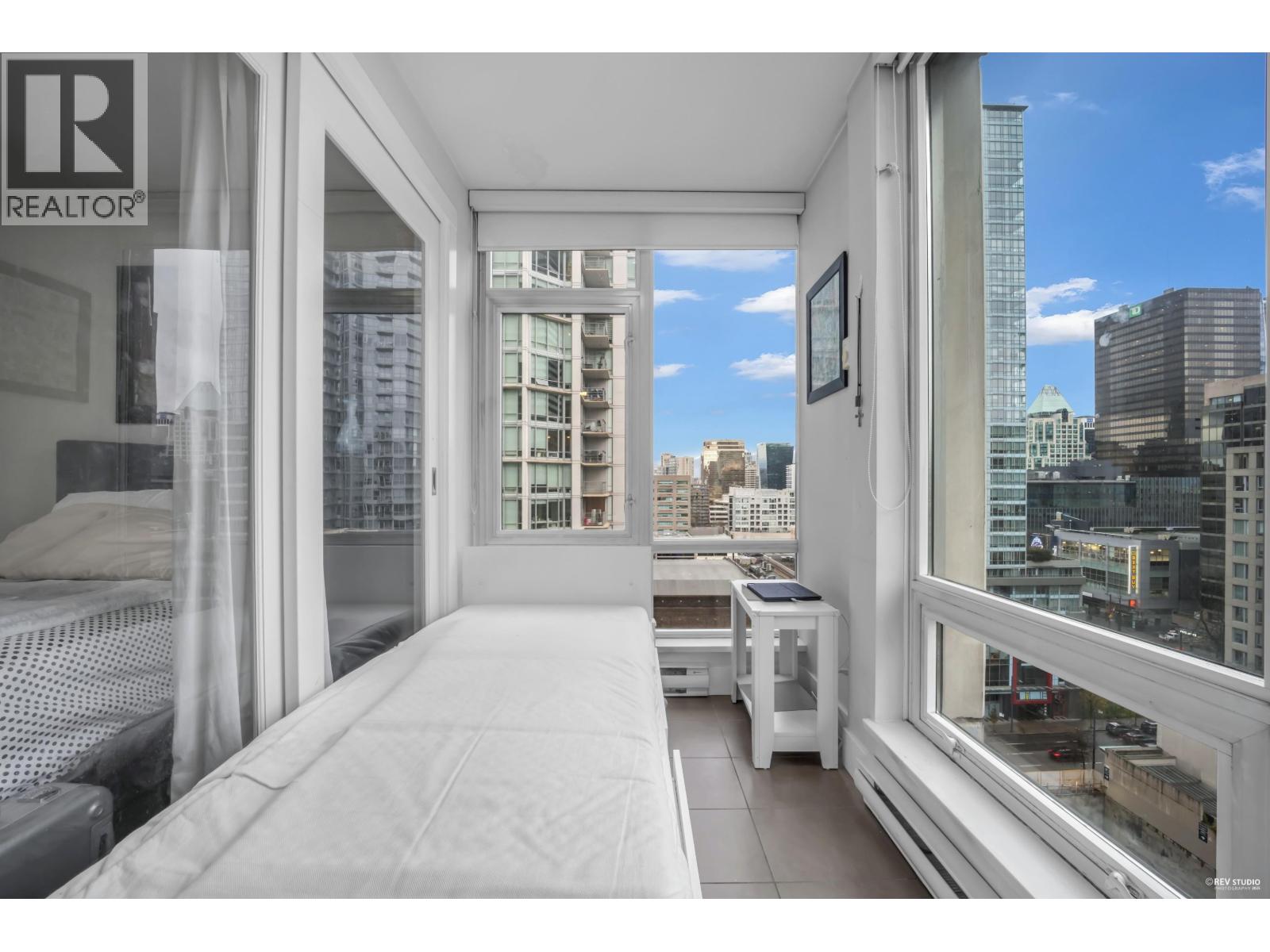 1602 535 Smithe Street, Vancouver, British Columbia  V6B 0H2 - Photo 19 - R3073649