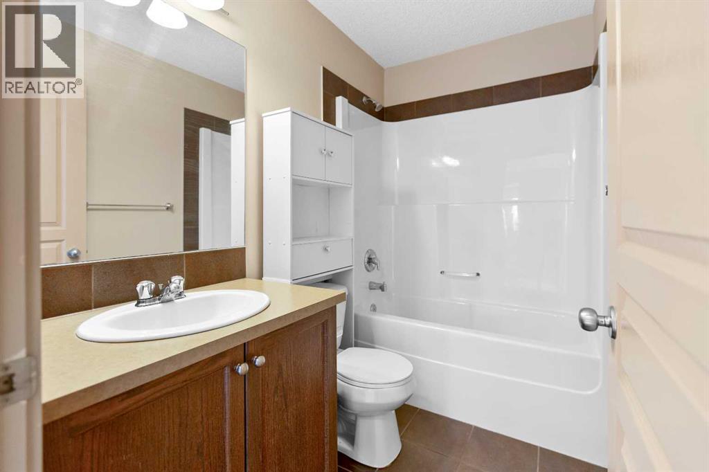 1083 Prairie Springs Hill Sw, Airdrie, Alberta  T4B 0E7 - Photo 19 - A2272902