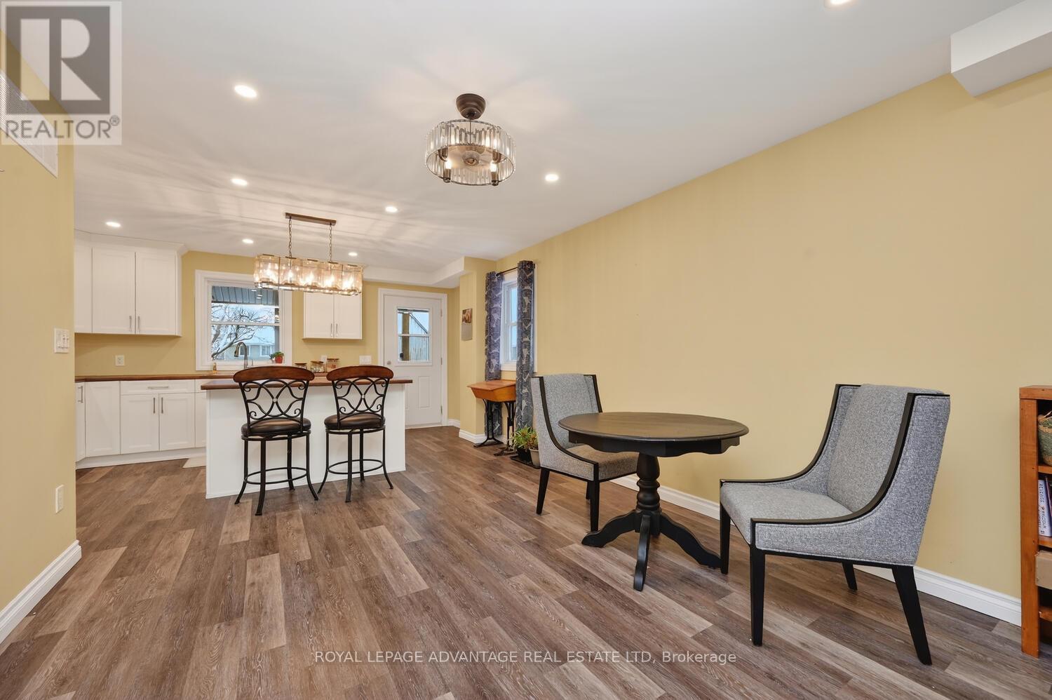 31 Thomas Street, Smiths Falls, Ontario  K7A 3E3 - Photo 11 - X12630606