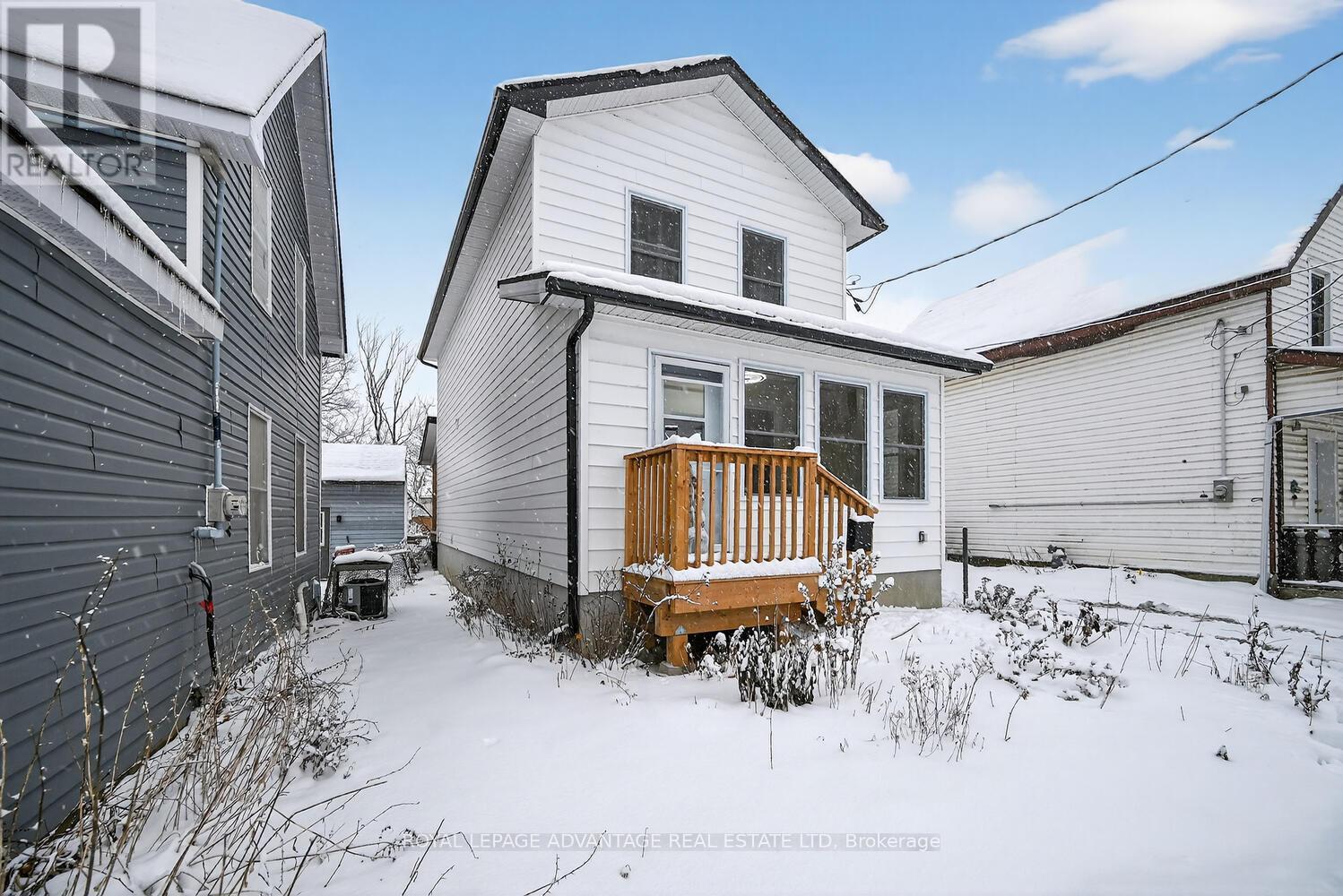 31 Thomas Street, Smiths Falls, Ontario  K7A 3E3 - Photo 2 - X12630606