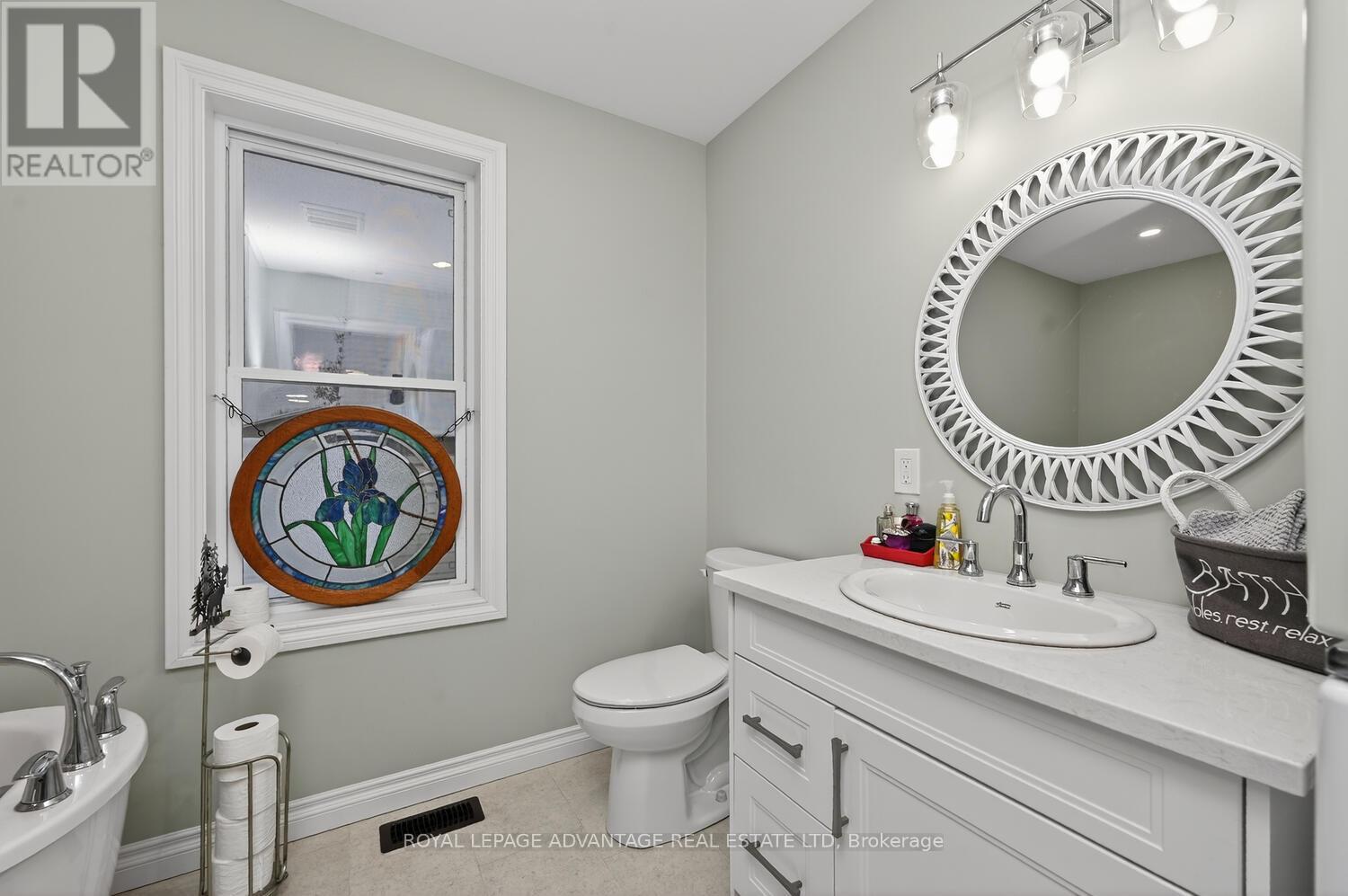 31 Thomas Street, Smiths Falls, Ontario  K7A 3E3 - Photo 23 - X12630606