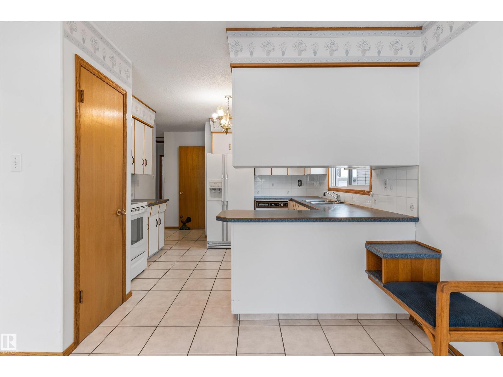 12 Athapaskan Dr, Leduc, Alberta  T9E 4N2 - Photo 11 - E4468039