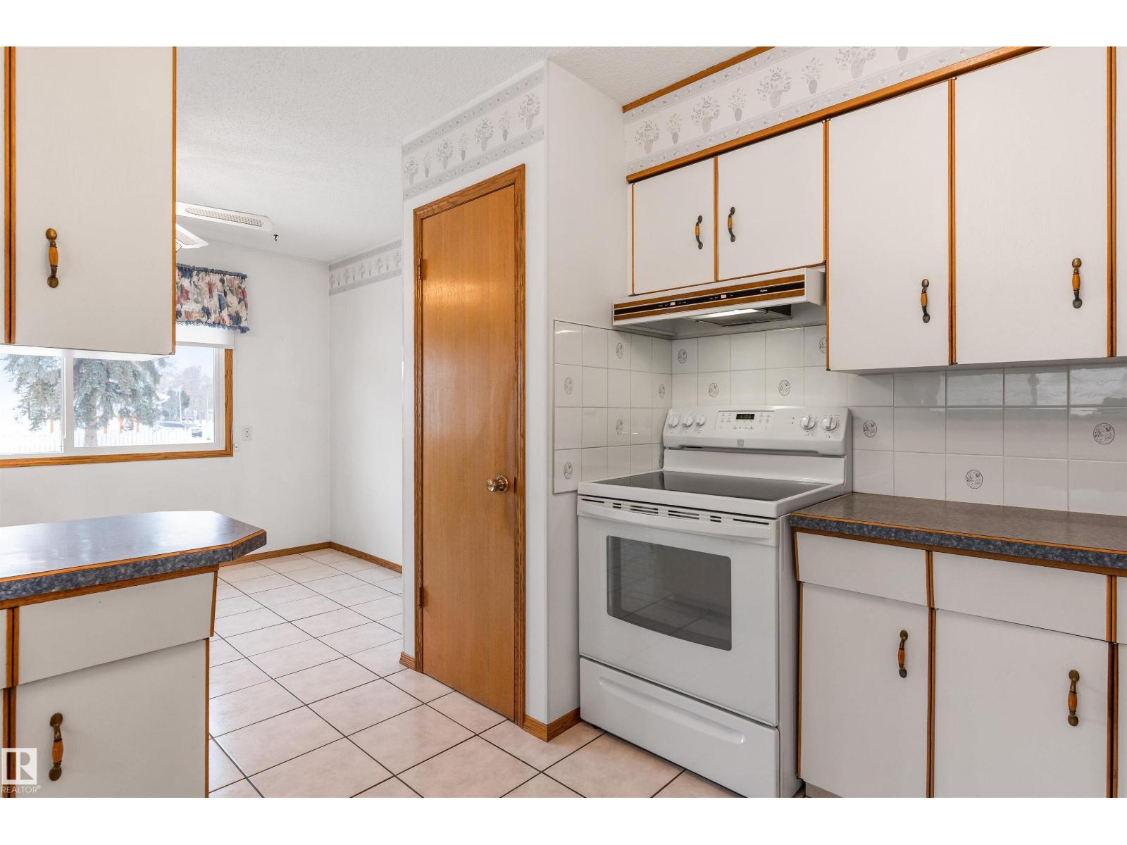 12 Athapaskan Dr, Leduc, Alberta  T9E 4N2 - Photo 13 - E4468039