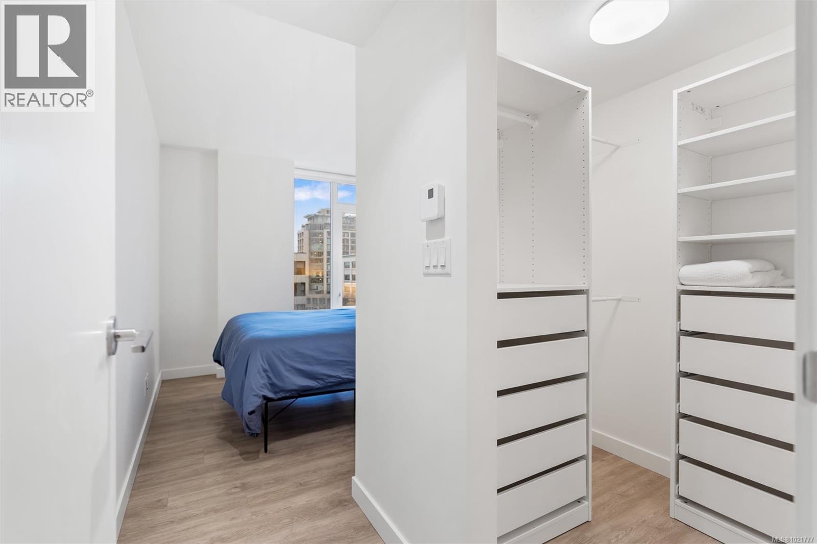 607 845 Johnson St, Victoria, British Columbia V8W 0G3 - Photo 13 - 1021777